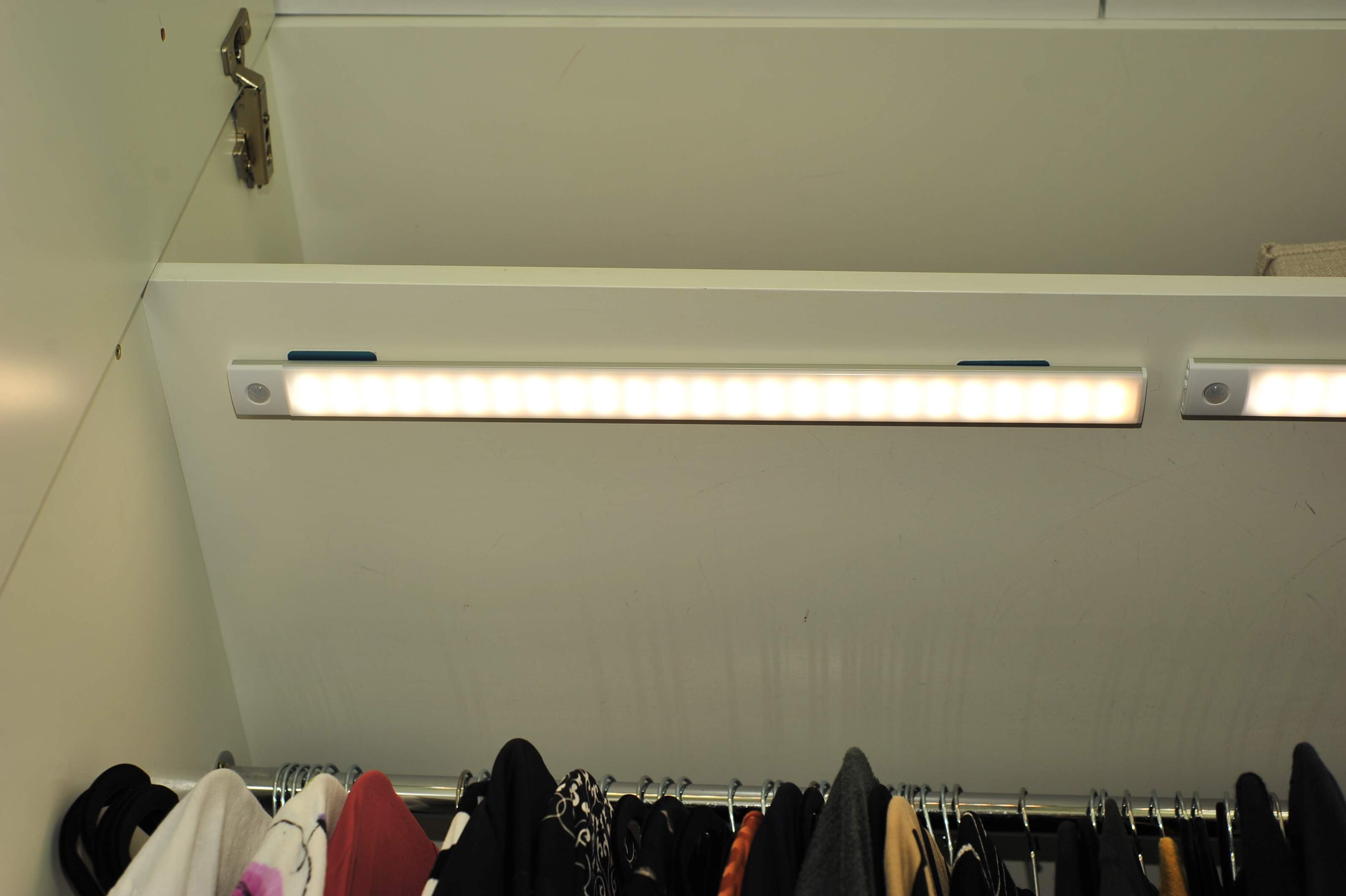 Wireless LED Motion Sensor Night Light